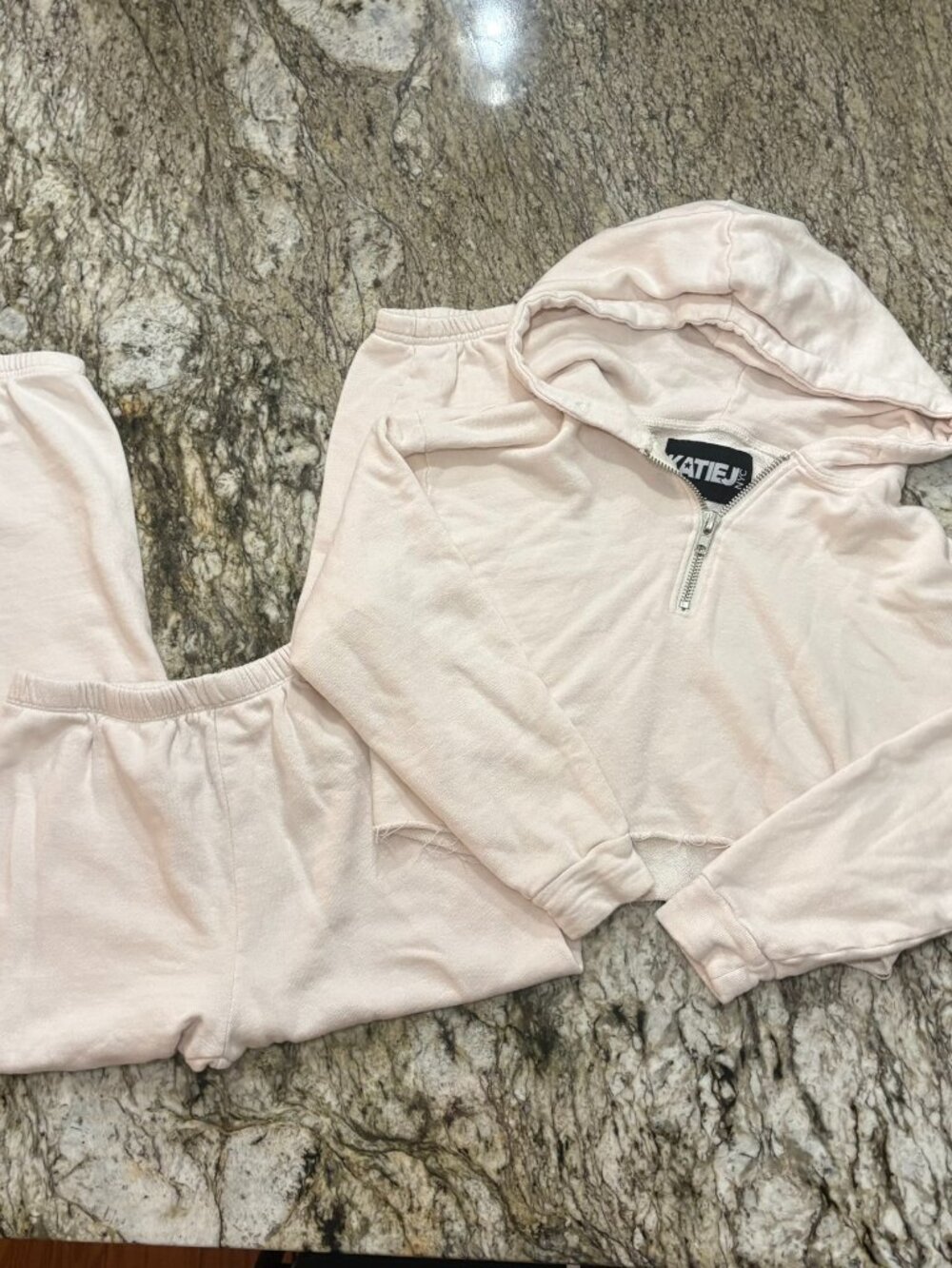 KATIEJ Cropped Hoodie and Sweatpants Set